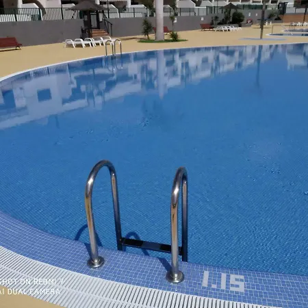 公寓 Residencial Geranios 13